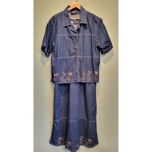 MPH Blues Dresses & Skirts - Vtg Deadstock Denim Safari Animal Embroidered Modest 2pc Maxi Dress & Jacket XL